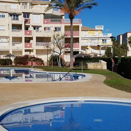 Marinas Grand Terrace Apartment
