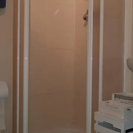 Marinas Grand Terrace Apartment